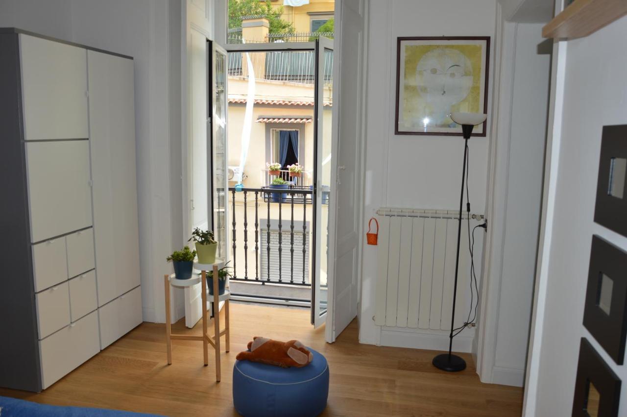 Ferienwohnung Casa Flora Al Corso Neapel Exterior foto